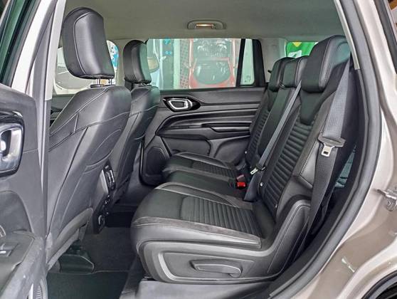 JEEP COMMANDER 1.3 T270 TURBO FLEX LIMITED AT6